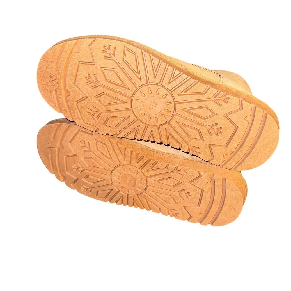 Suede Boots for Winter - Tan with PomPom Multiple Sizes - New‎ in Box - Picture 4 of 4